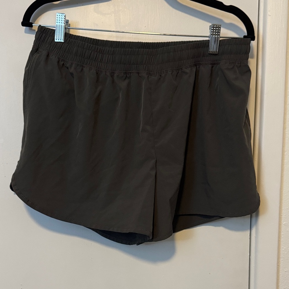 Champion // Athletic Elastic Waist Shorts (L - Dark Grey)